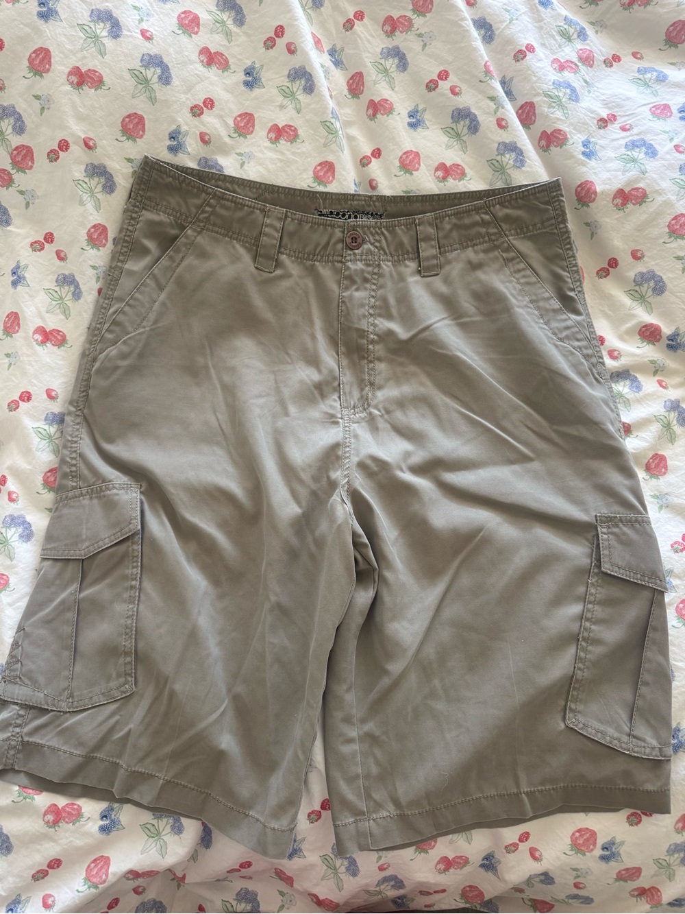 VINTAGE Billabong Men's Cargo Shorts
